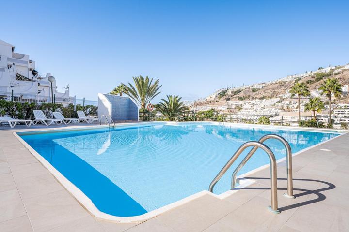 Bungalow de esquina con dos dormitorios en venta en el popular complejo Guayana photo 0