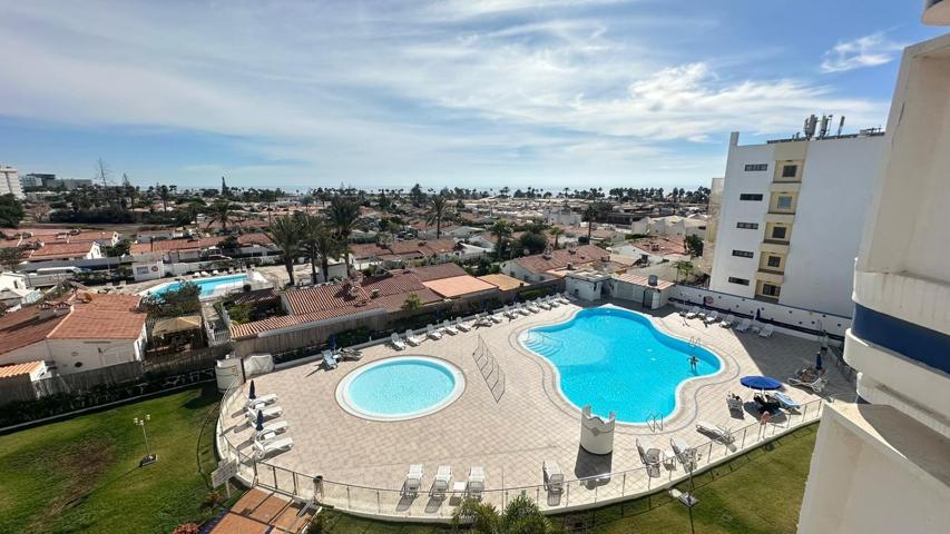 Apartamento amplio en Avenida de Tirajana, totalmente reformado, ultima planta con vistas al mar. photo 0