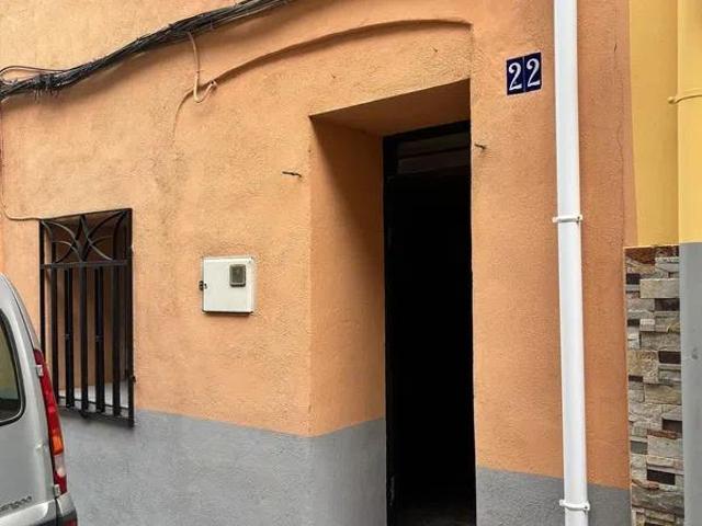 Encantadora Casa de Pueblo en Venta en Calle Sant Mateu photo 0