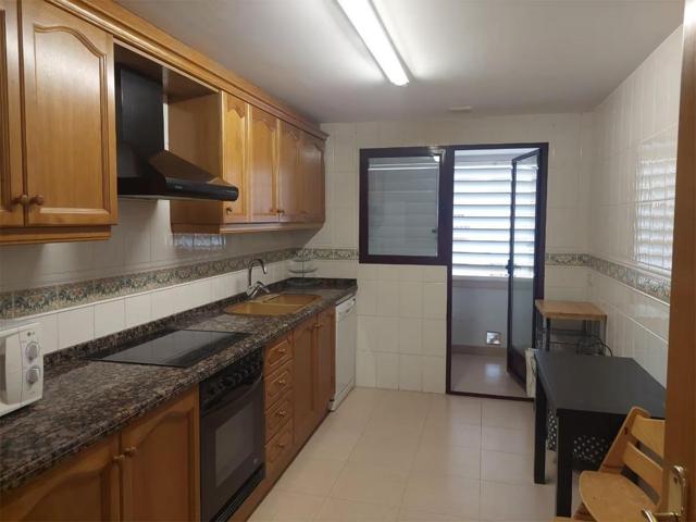 Hermoso piso en venta Carrer de Bernat Artola, Plaza Illes Columbretes photo 0