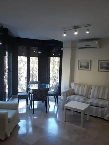 Hermoso piso en venta en Paseo de Sagasta photo 0