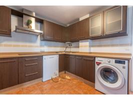 ¡OPORTUNIDAD UNICA1 Venta de Casa Pareada con sótano garaje y piscina en La Algaba. photo 0