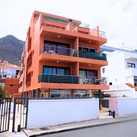 SE VENDE EDIFICIO EN BAJAMAR photo 0