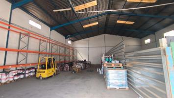 se alquila nave industrial photo 0