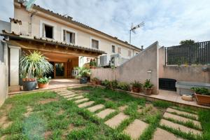 Chalet adosado en Consell photo 0
