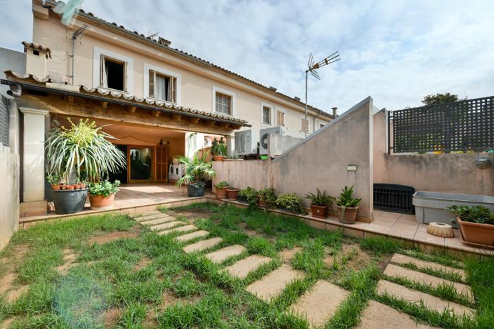 Chalet adosado en Consell photo 0