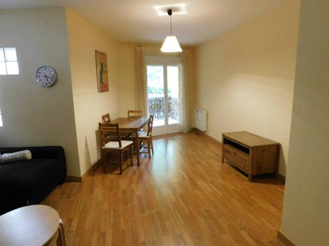 Bonita y acogedora casa pareada photo 0