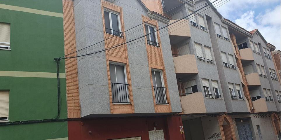 SE VENDE CASA UNIFAMILIAR EN EL CENTRO DE LA VALL D' UIXO photo 0