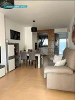 Apartamento reformado a 50m de la playa con terraza, garaje y doble acceso photo 0