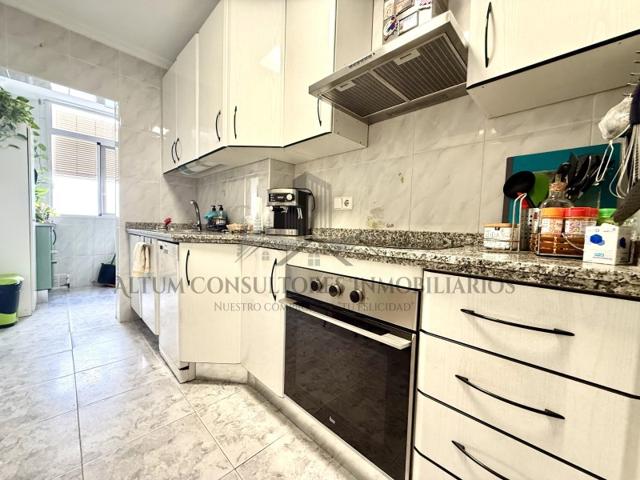 Piso En venta en Sevilla photo 0