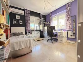 Piso En venta en Sevilla photo 0