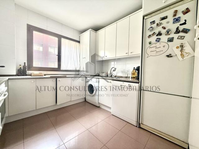 Piso En venta en Sevilla photo 0