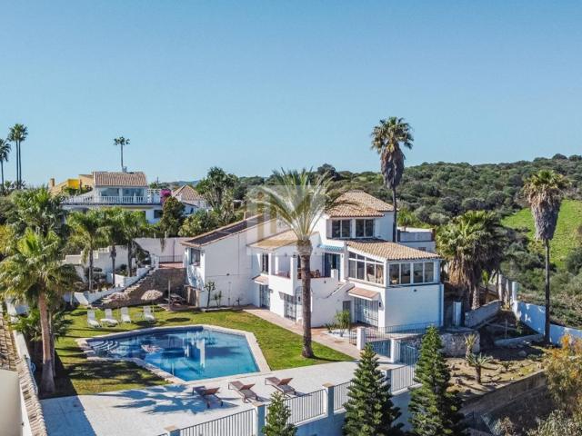 Villa En alquiler en Estepona photo 0