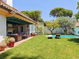 Villa En alquiler en Estepona photo 0