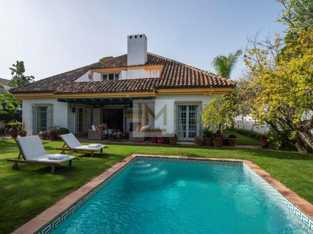 Villa En alquiler en Estepona photo 0