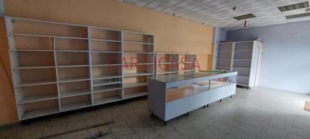 Local en planta baja en Martinez Garrido, escuela de idiomas. photo 0