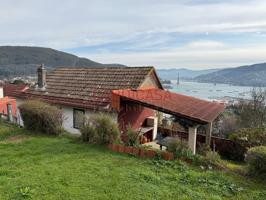 Preciosa casa típica de piedra con vistas al mar photo 0