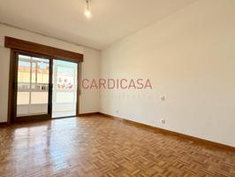 AMPLIA VIVIENDA EXTERIOR EN VÍA NORTE, VIGO photo 0