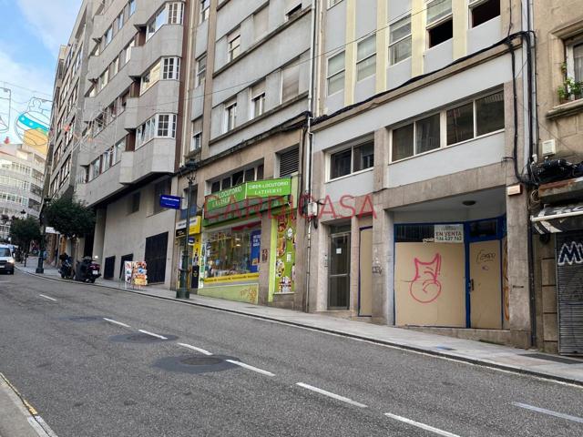 Local En venta en Brasil, Vigo photo 0
