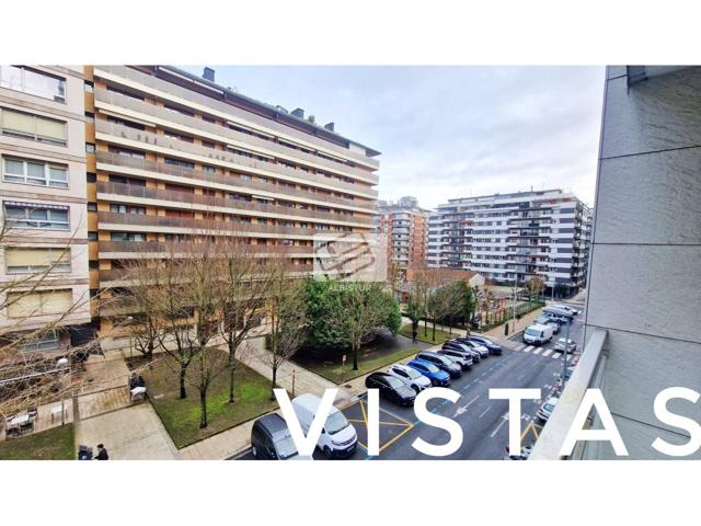 Piso en venta en Amara Berri(20010) photo 0