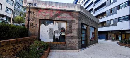 SE VENDE LOCAL COMERCIAL MUY CERCA DE GRAN VÍA photo 0