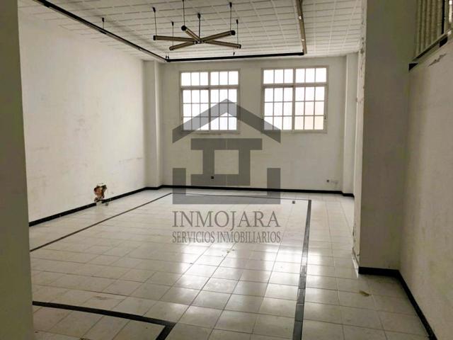 SE VENDE O SE ALQUILA BAJO COMERCIAL CON ENTREPLANTA EN TORRECEDEIRA photo 0