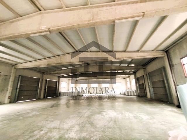 SE ALQUILA NAVE INDUSTRIAL CON LICENCIA DE ALMACÉN EN PUXEIROS photo 0