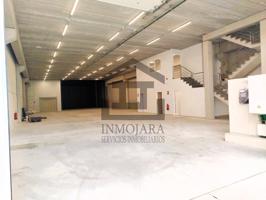 NAVE CON LICENCIA EN ALQUILER EN POLÍGONO EMPRESARIAL VEIGADAÑA photo 0