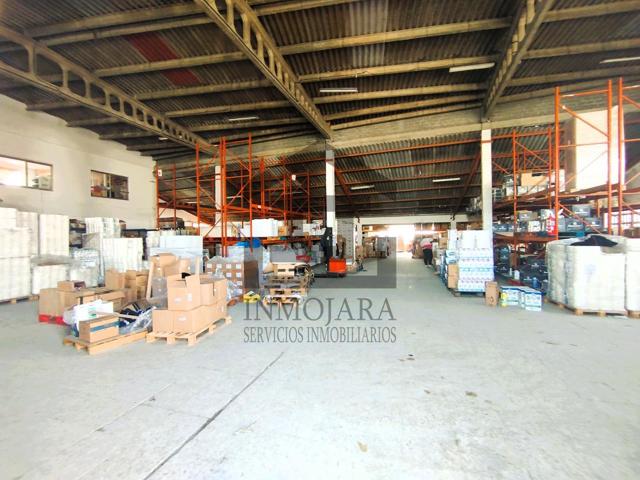 NAVE INDUSTRIAL CON LICENCIA DE ALMACÉN EN VENTA EN PUXEIROS photo 0