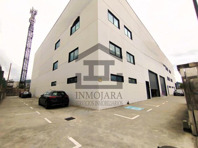 NAVE INDUSTRIAL DE RECIENTE CONSTRUCCIÓN EN VENTA EN POLÍGONO DE A GRANXA photo 0