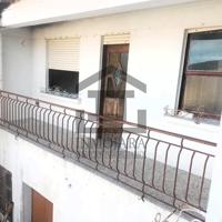 SE VENDE CASA PARA REFORMAR A UN PASO DEL CENTRO DE MOAÑA photo 0