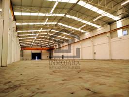 SE ALQUILA NAVE INDUSTRIAL MUY CERCA DE PORRIÑO DIÁFANA Y CON DOS PUESTE-GRÚA DOBLES photo 0