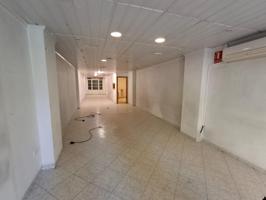 LOCAL EN VENTA FRENTE CRUZ ROJA DE VILLENA photo 0