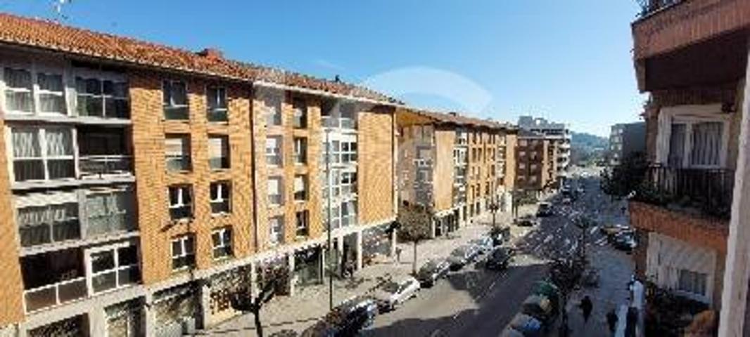 Piso En venta en Algorta, Getxo photo 0