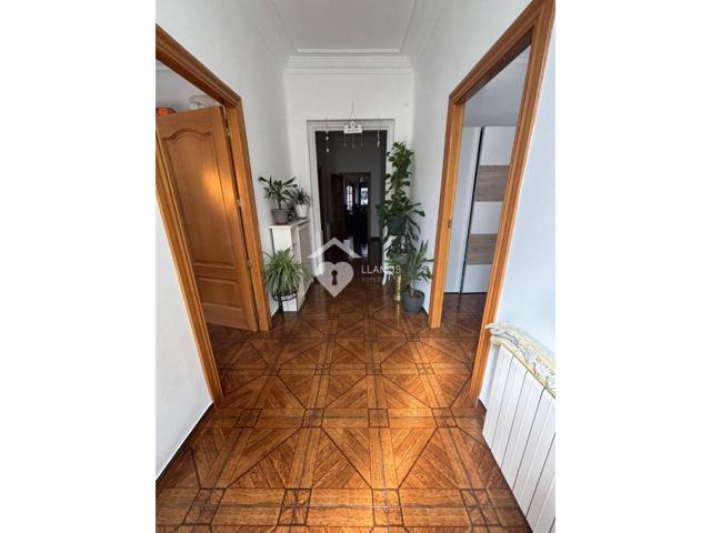 Casa o chalet independiente en venta en Avenida Constitución photo 0