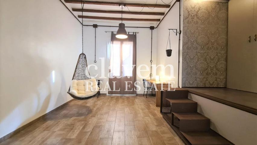 PRECIOSO LOFT DE DISEÑO CERCA DE SAGRADA FAMILIA photo 0