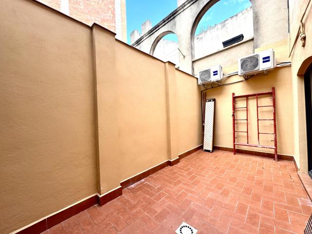 Piso En venta en Cl Miracle, Barcelona photo 0