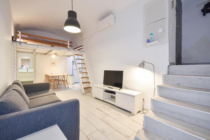 Piso En venta en Cl Calabria, Barcelona photo 0
