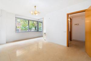 Piso En venta en Cl Viladrosa, Barcelona photo 0