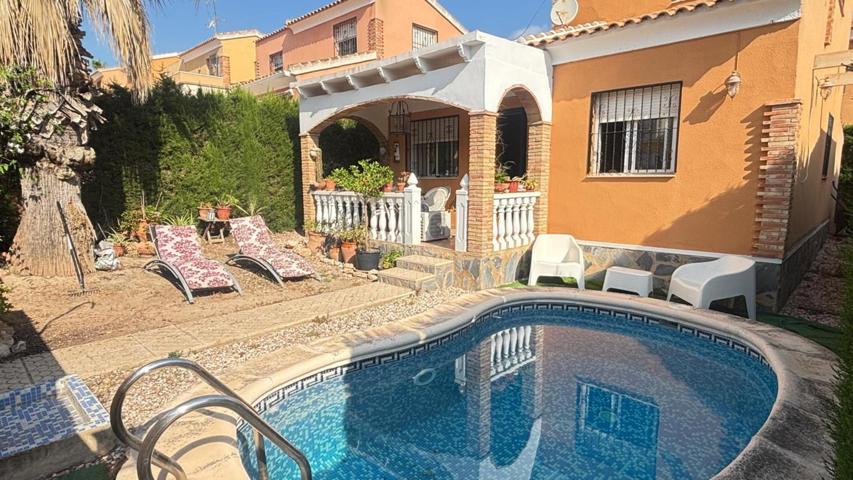 Multifamiliar En venta en Torrevieja photo 0