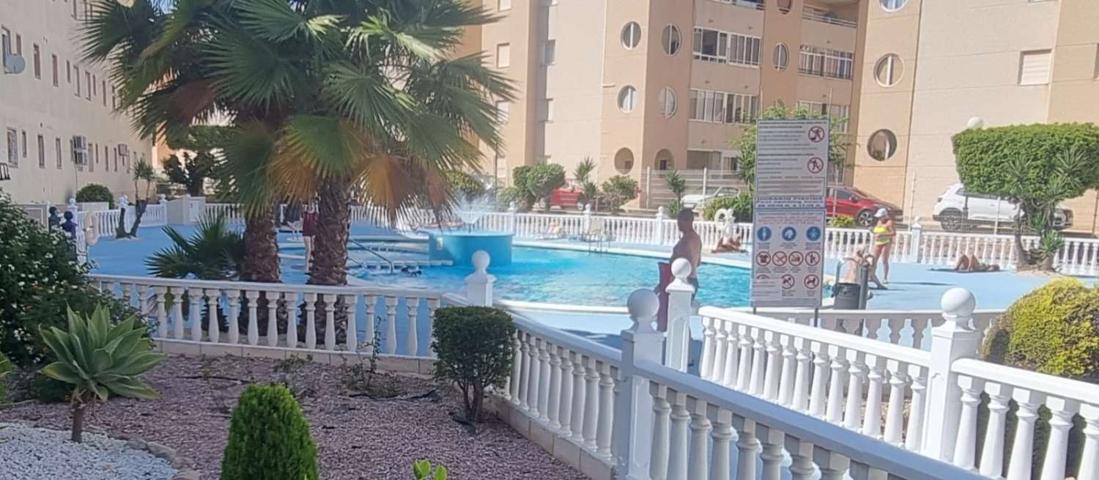 Piso En venta en Av. Robleda 18. , Torrevieja (alicante)el Chaparral | La Siesta - El Salado - Torreta, El Chaparral, Torrevieja photo 0