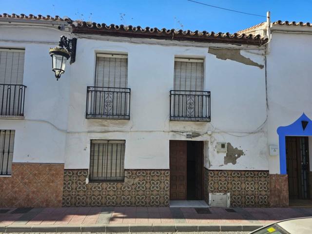Zona Cártama pueblo- Málaga. Casa de pueblo para reformar. 121 metros de solar, 83 metros útiles de vivienda, el resto d photo 0