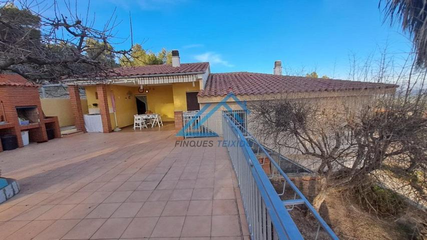 Preciosa casa con vistas a la montaña en Castell de Anoia photo 0