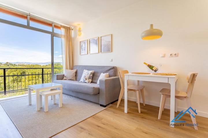 APARTAMENTO REFORMADO CON VISTAS AL MAR photo 0