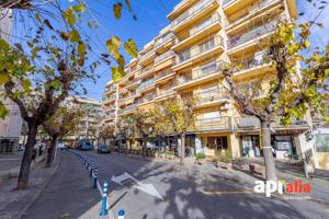 BONITO PISO DE 1 HABITACIÓN SITUADO EN EL CENTRO DE SALOU photo 0