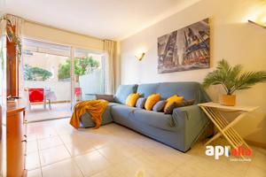 APARTAMENTO EN PLANTA BAJA CON JARDÍN PRIVADO Y LICENCIA TURÍSTICA HUTT – PASEO MIRAMAR photo 0