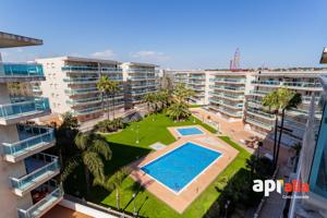 ESPECTACULAR PISO DE 3 HABITACIONES EN SALOU CON PARKING Y LICENCIA TURÍSTICA HUTT photo 0