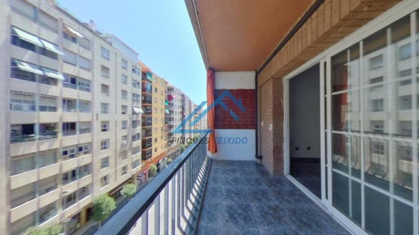 OPORTUNIDAD PARA INVERSORES! - PISO ALQUILADO photo 0
