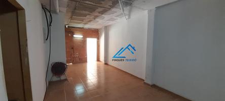 LOCAL HOSTALETS PIEROLA photo 0
