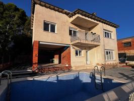 Casa En venta en Área De Piera, Piera photo 0